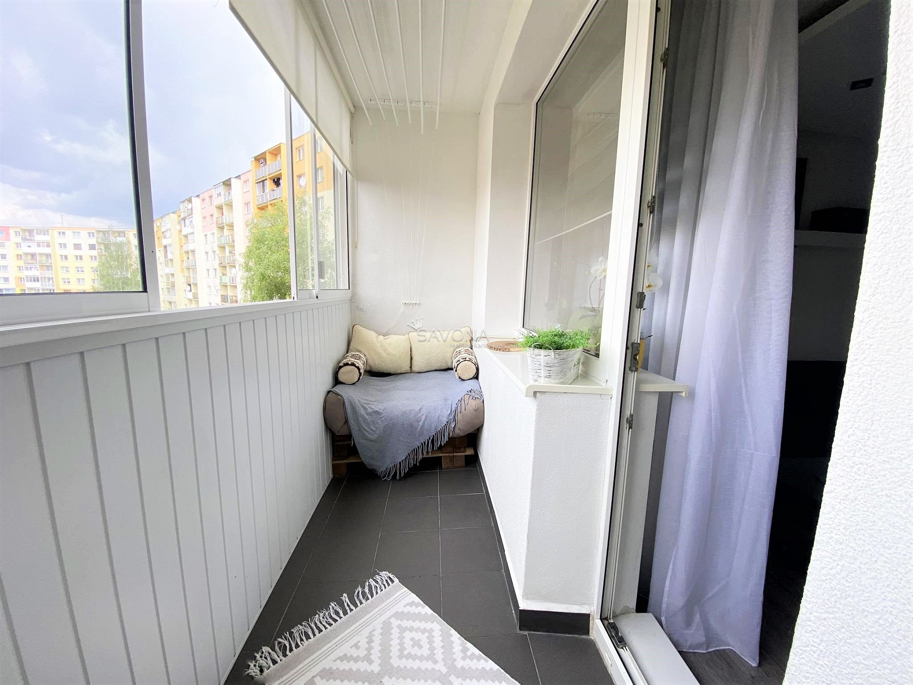 PREDANÝ | 3 izbový byt s balkónom, po rekonštrukcii, ul. Uherova, POPRAD