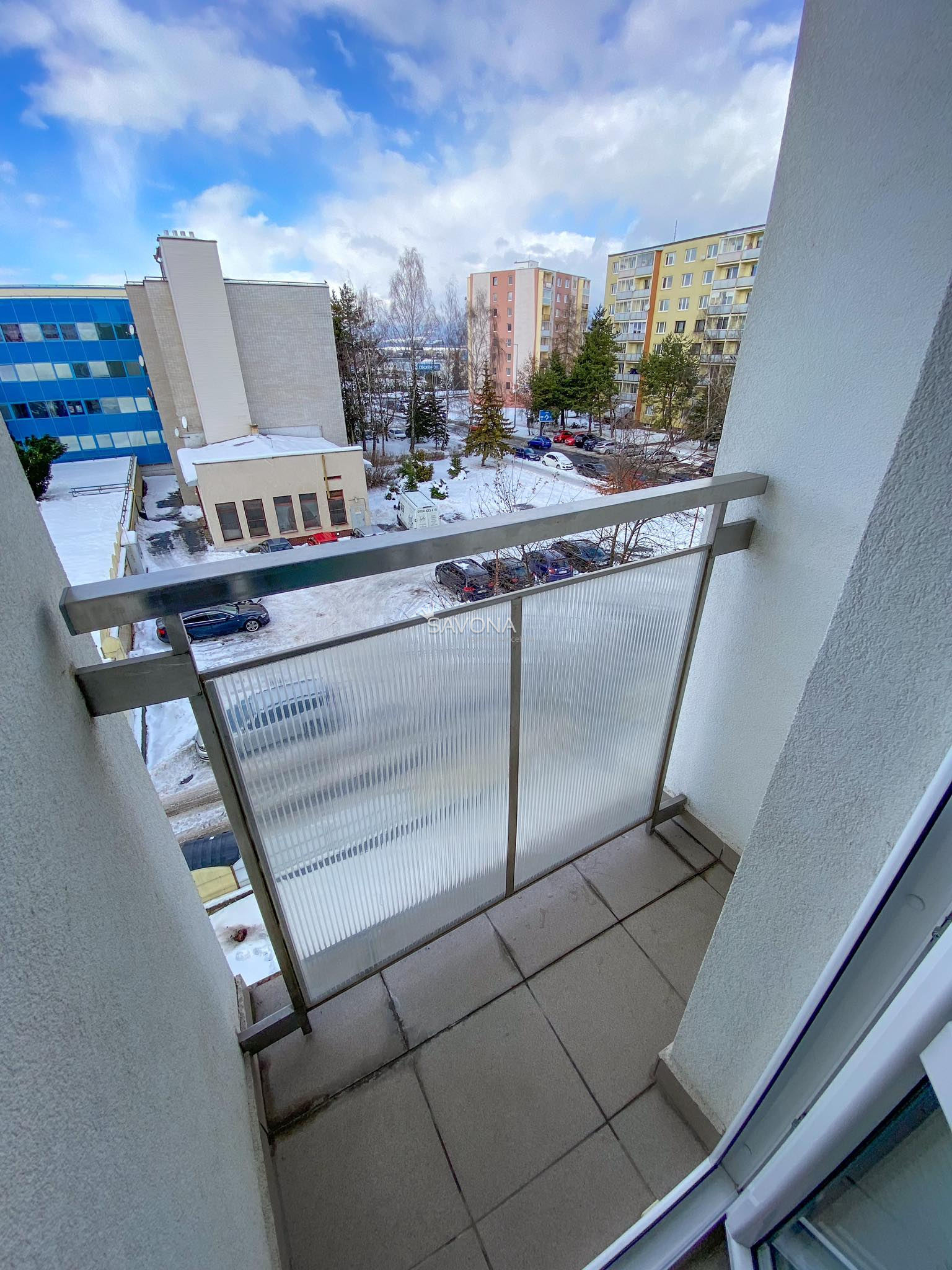 PRENAJATÝ |  1 izbový byt s balkónom, zariadený,  L. SVOBODU, Poprad